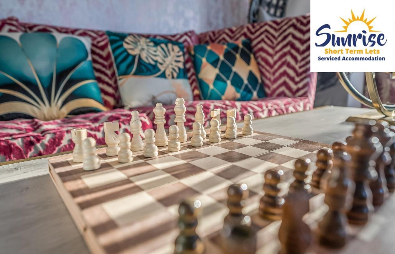 Presidential Apartment, Family Home, Luxury Bedrooms, 2 Rooms, 1 King Bed, 2 Single Beds, Free Wifi, Free Parking, Tourists, Business Travelers, Relocation, Beautiful River Views, - Long Stays, Invoice And Reduced Price Are Only Via Sunrise Short Let Данді Екстер'єр фото