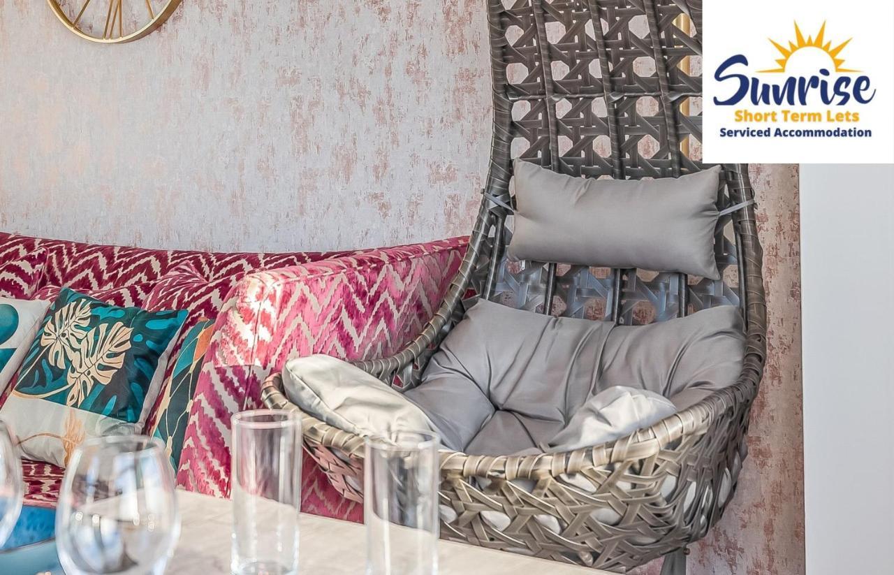Presidential Apartment, Family Home, Luxury Bedrooms, 2 Rooms, 1 King Bed, 2 Single Beds, Free Wifi, Free Parking, Tourists, Business Travelers, Relocation, Beautiful River Views, - Long Stays, Invoice And Reduced Price Are Only Via Sunrise Short Let Данді Екстер'єр фото