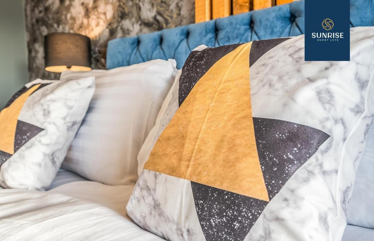 Presidential Apartment, Family Home, Luxury Bedrooms, 2 Rooms, 1 King Bed, 2 Single Beds, Free Wifi, Free Parking, Tourists, Business Travelers, Relocation, Beautiful River Views, - Long Stays, Invoice And Reduced Price Are Only Via Sunrise Short Let Данді Екстер'єр фото